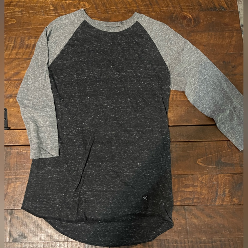 Men’s Departwest Three Quarter-Sleeve T-Shirt